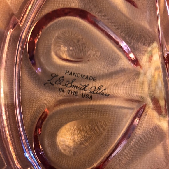 Elegant Pink Glass Serving Platter
Egg Plate, very rare find
L E Smith Glass - Picture 4 of 4
